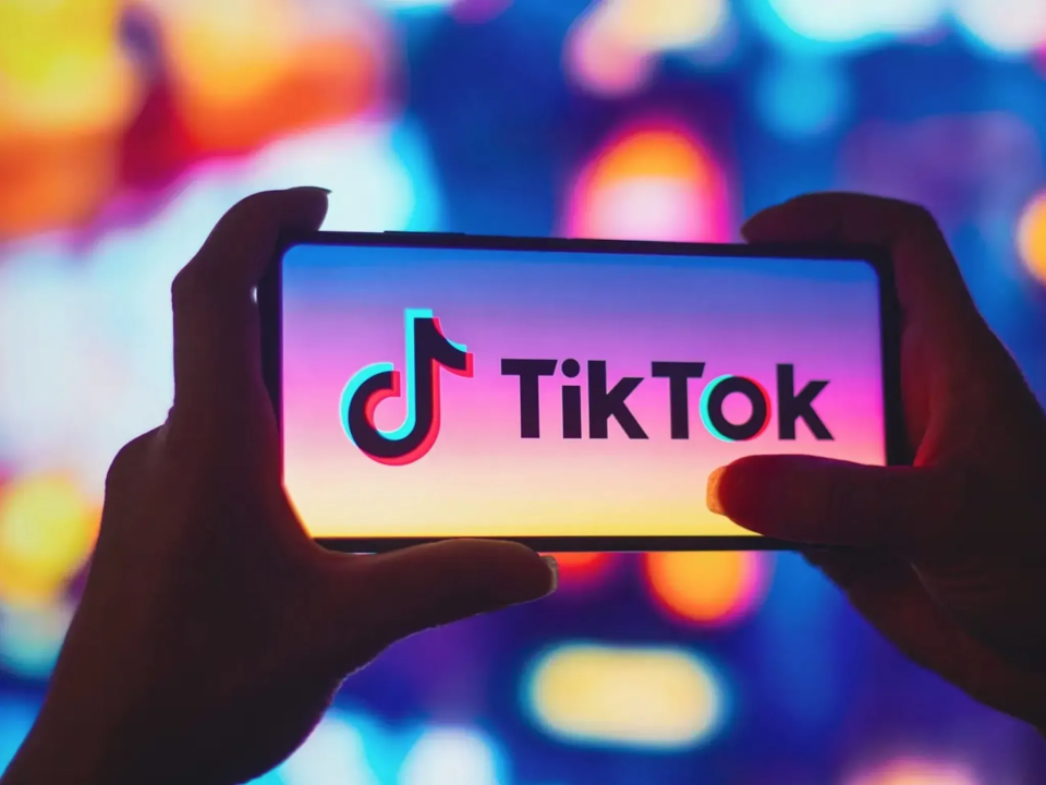 The TikTok Phenomenon: Unpacking the Secrets of Viral Content